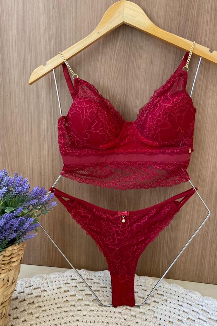 CONJUNTO LINGERIE COM CORRENTE NAS ALCAS E ARGOLA NA CALCINHA