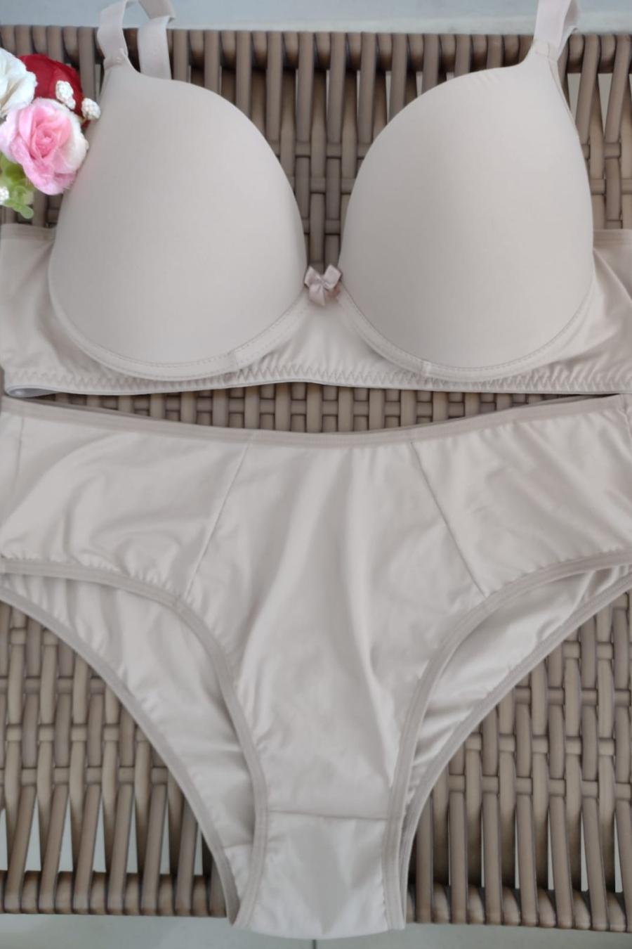 CONJUNTO PLUS SIZE INTEIRO DE MICROFIBRA LISA