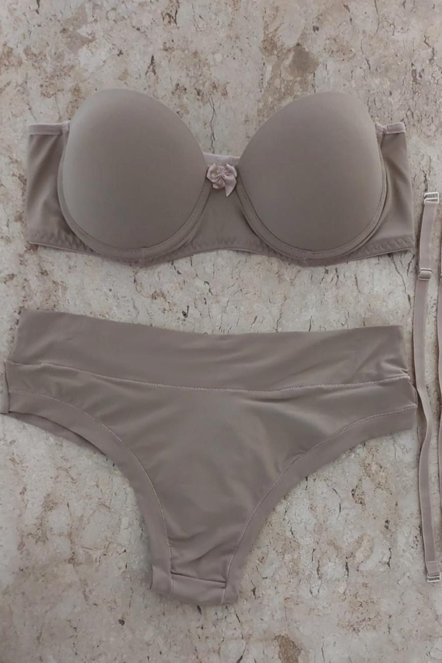 CONJUNTO COM SUTIA MEIA TAÇA DE MICROFIBRA LISA E FIO DENTAL DUPLA DE CÓS ALTO
